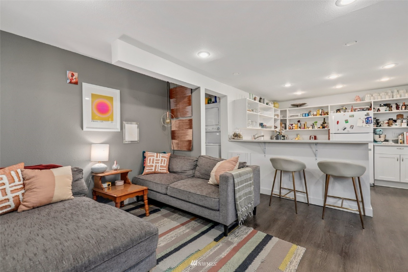 Seattle Multiplex: 3631 22nd Ave SW