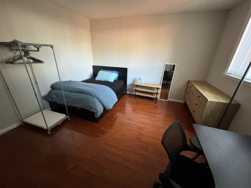 San Jose Single Room: 28 S 13th Street