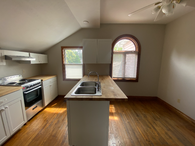 Ligonier Apartment: 305 E Main