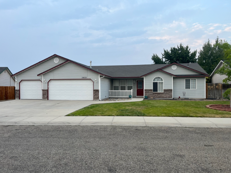 Meridian House: 2632 W Carlton St