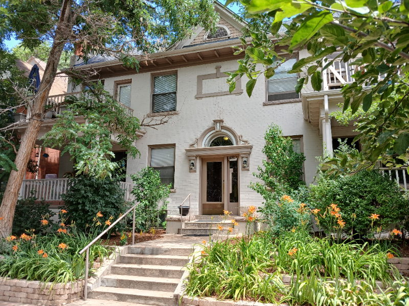 Denver Apartment: 1248 Pennsylvania St.