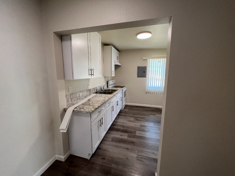 Fresno Apartment: 938 N Van Ness Ave