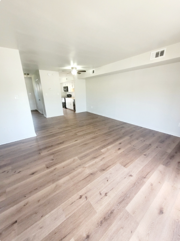 Hampton Townhome: 12 Bainbridge Avenue