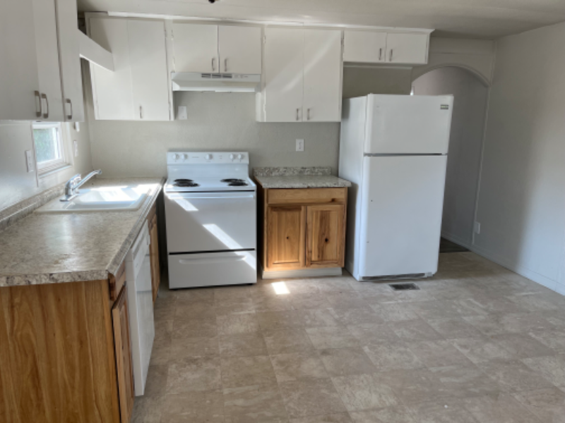 Middleton Other: 114 W 1st St N