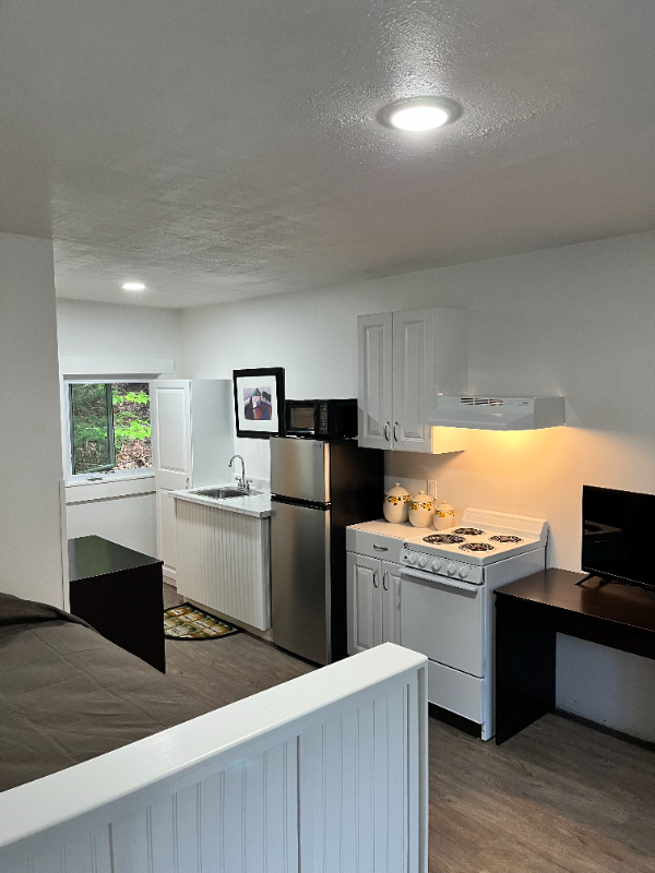 Lake George Apartment: 45 Gage Rd.