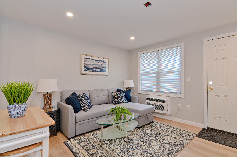 Hampton Condo: 528 Ocean Boulevard