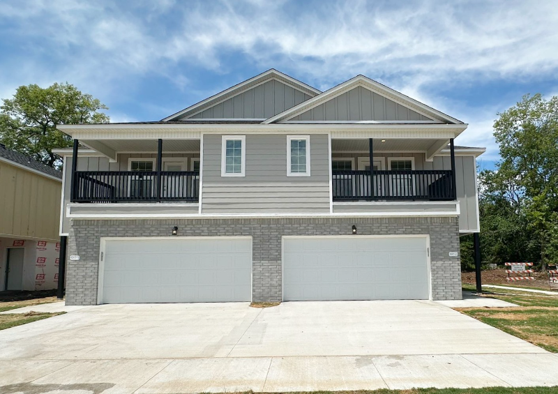 FAYETTEVILLE Single Room: 987 S BENCHMARK LN