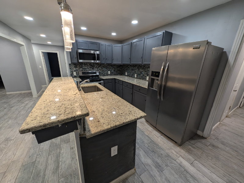 Odessa House: 2409 Park Blvd