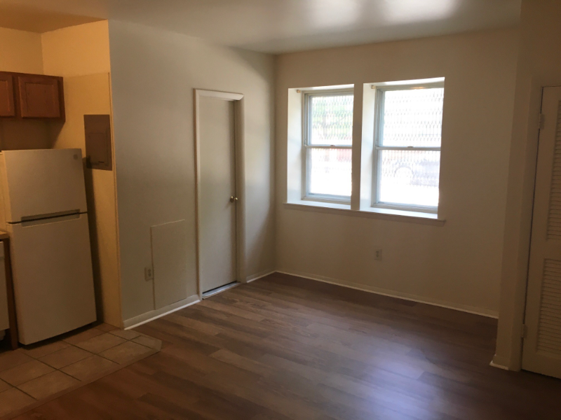 Baltimore Apartment: 15 E Read Street