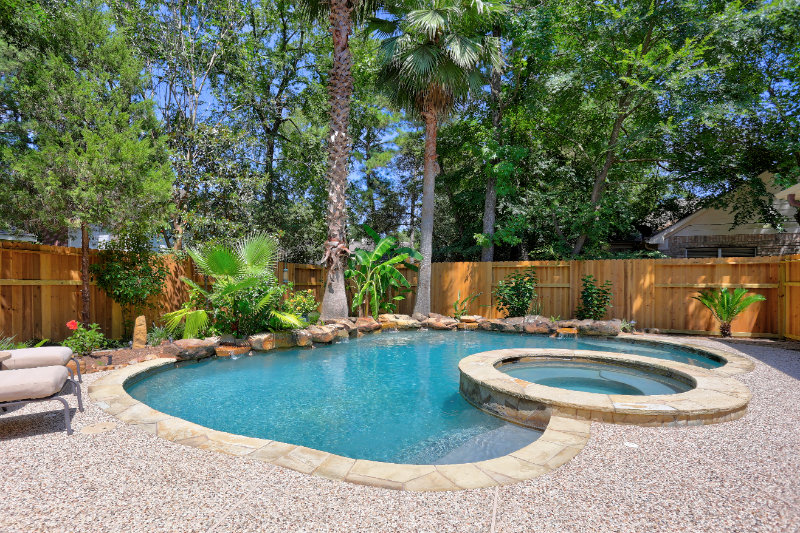 The Woodlands House: 19 S. Linton Ridge Cir.