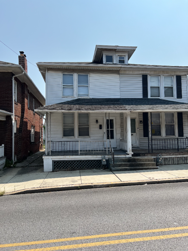 York House: 334 E. College ave