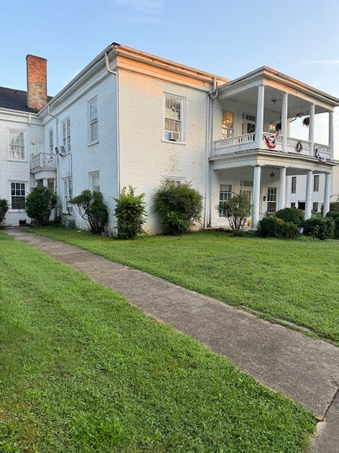 Cleveland Apartment: 633 N Ocoee St