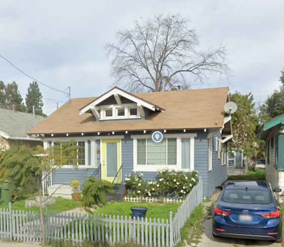 Los Angeles House: 1457 W 35th Street