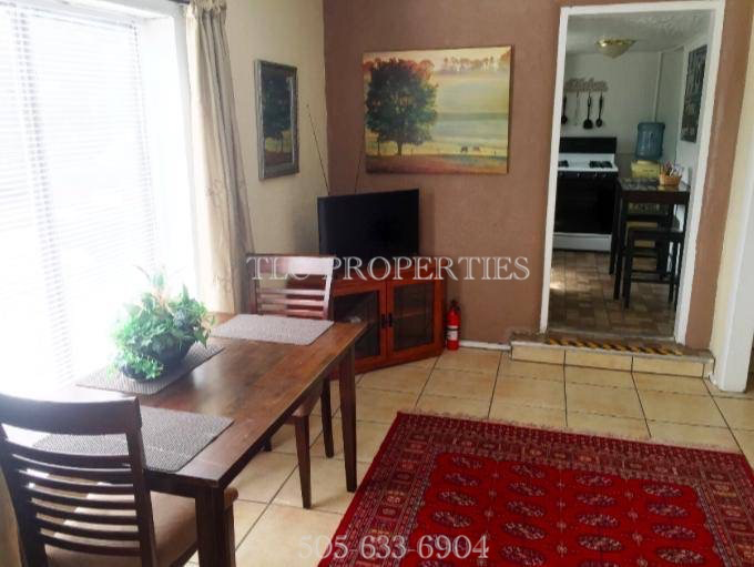Albuquerque Apartment: Louisiana Blvd NE