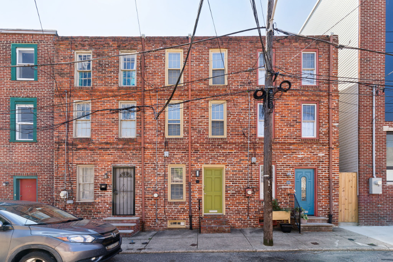 Philadelphia House: 304 Sears Street
