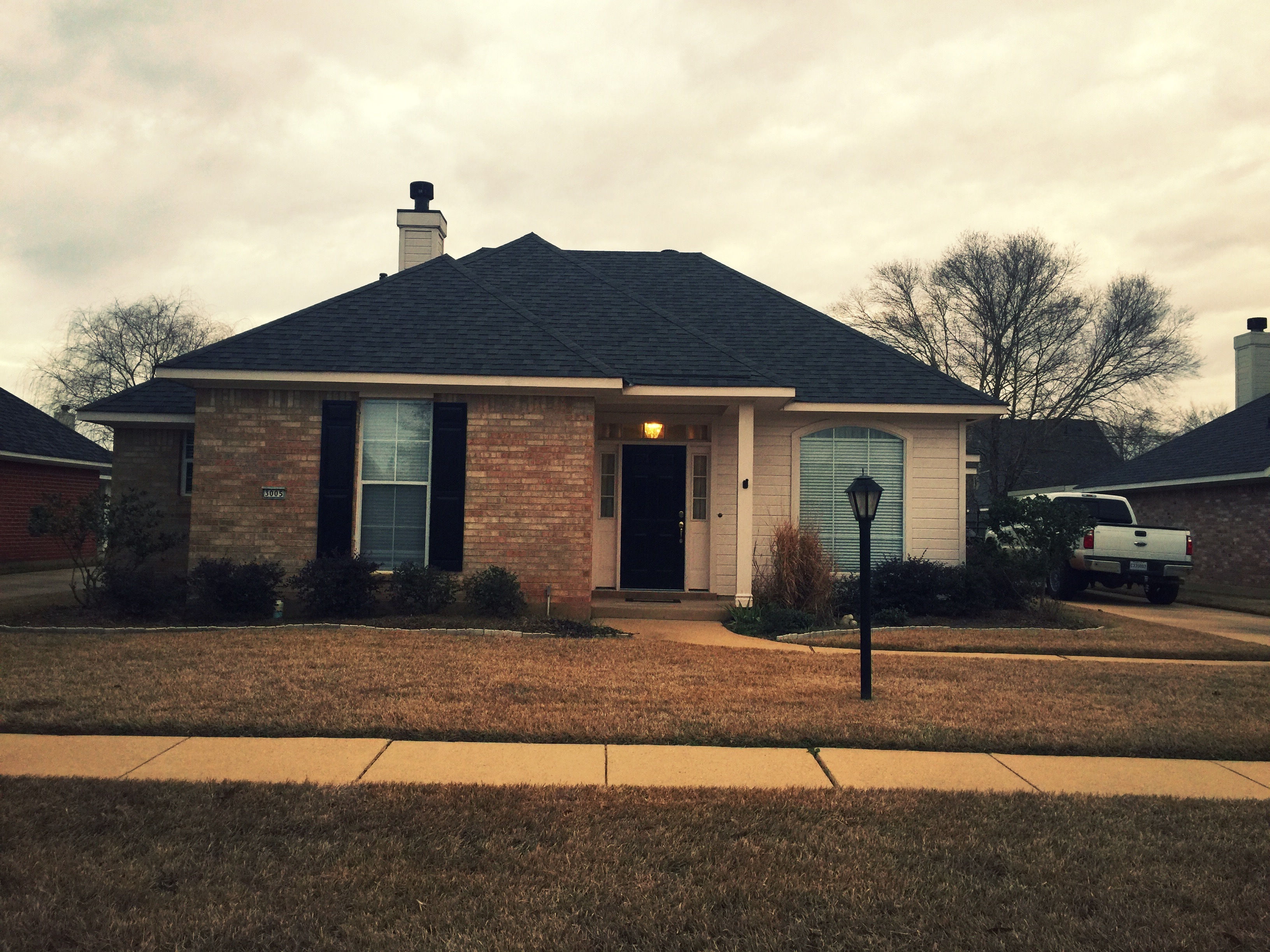 Bossier House: 3005 Gabriel oaks dr
