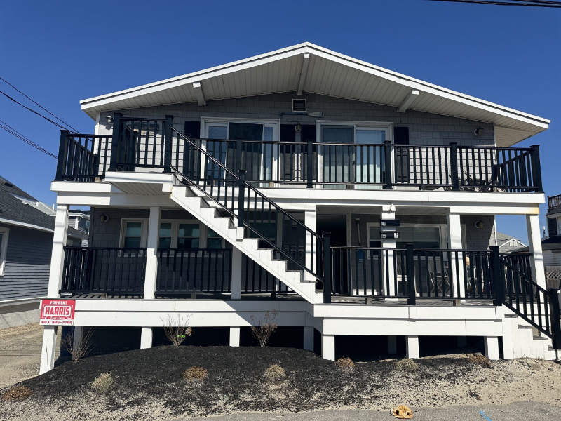 Hampton House: 7 Atlantic Avenue