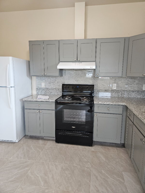 Kahului Apartment: 180 S Lehua Street