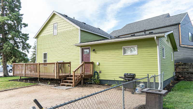 Hill City House: 254 E Main St