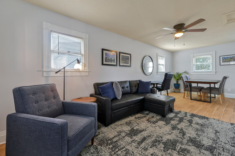 Orlando House: 403 Highland Ave