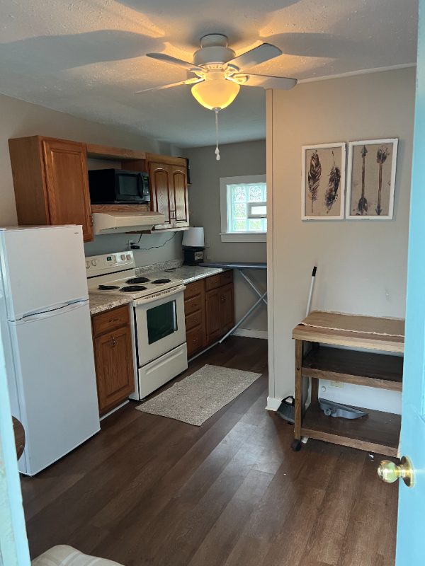 Ligonier Apartment: 308 E Cherry Alley