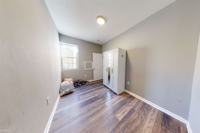 Providence Single Room: 13 Albro Street