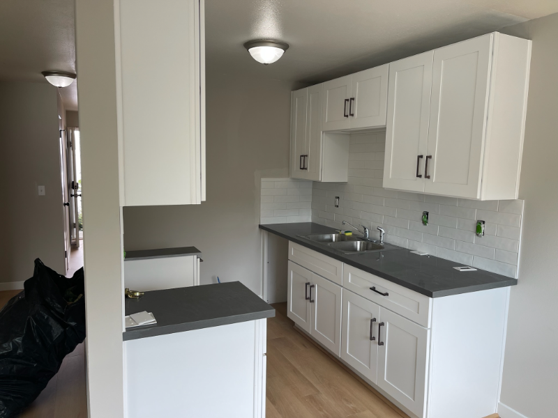 Seattle Apartment: 6402 14th Ave NW