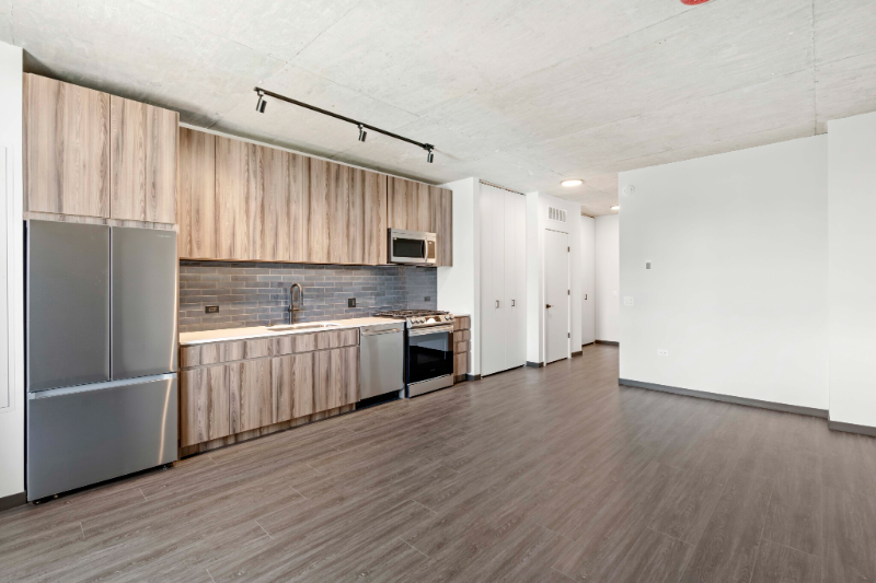 Chicago House: 1624 W Maypole Ave