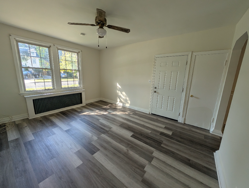 Hyattsville Apartment: 4112 Queensbury Rd