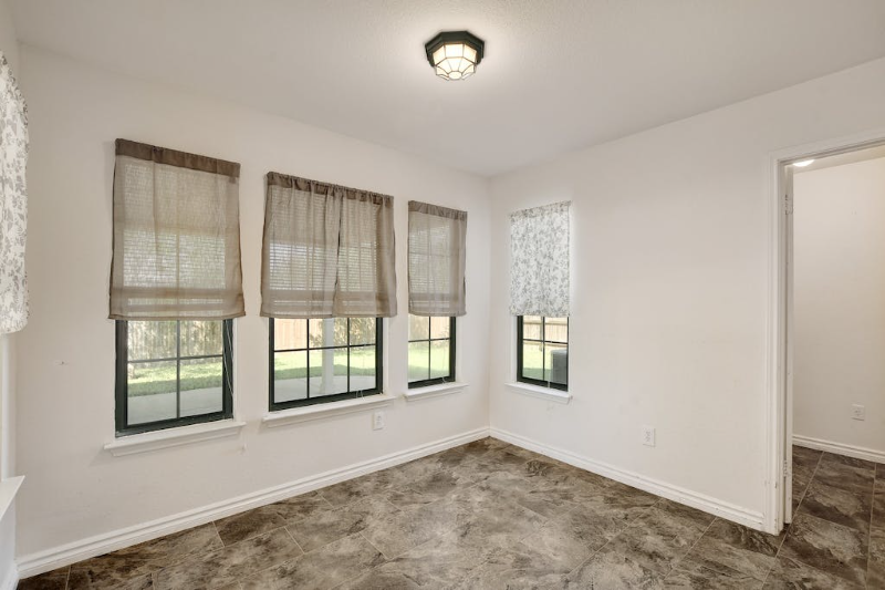 Kyle House: 400 Masonwood Dr