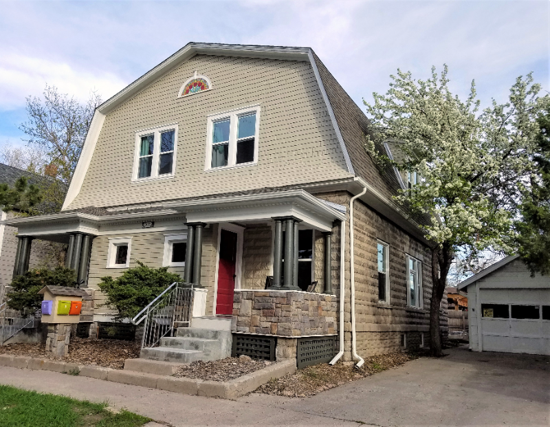Cheyenne Apartment: 207 E. 22nd Ave.
