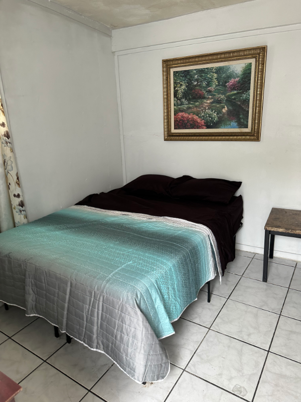 Dania Beach House: 224 SW 14th Street