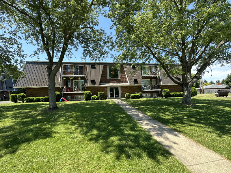 Sidney Apartment: 1520 Spruce Ave