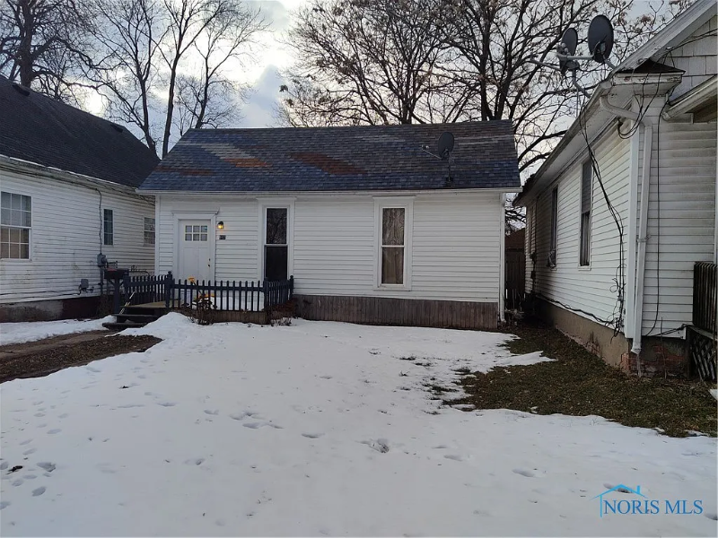 Toledo House: 912 Willow street