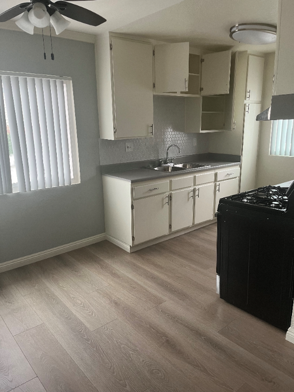 Panorama City Apartment: 8014 Woodman Avenue