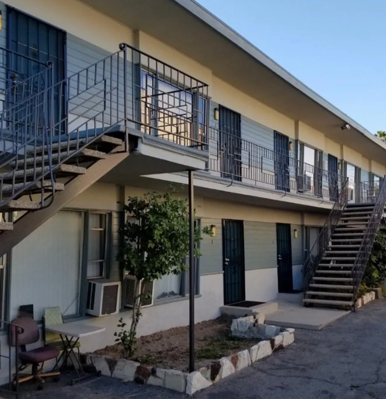 Glendale Apartment: 323 N. Chevy Chase Dr.