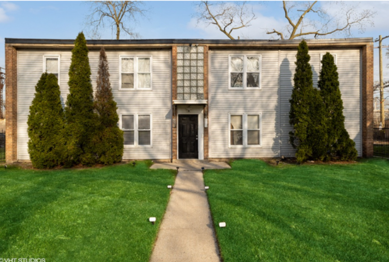 Chicago Apartment: 8635 S Ingleside Ave