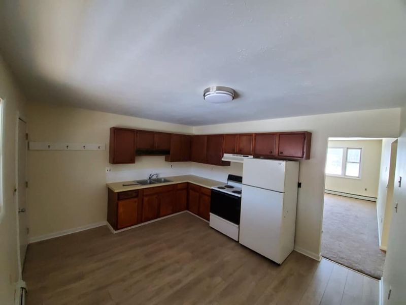 Essex Junction Apartment: 148 Colchester Rd