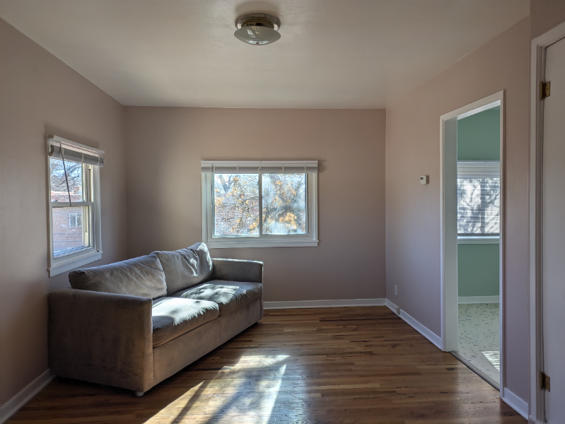 Albuquerque Apartment: 2xx Bryn Mawr Dr. SE