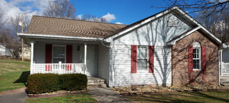 Sevierville Multiplex: 205 Hicks Dr