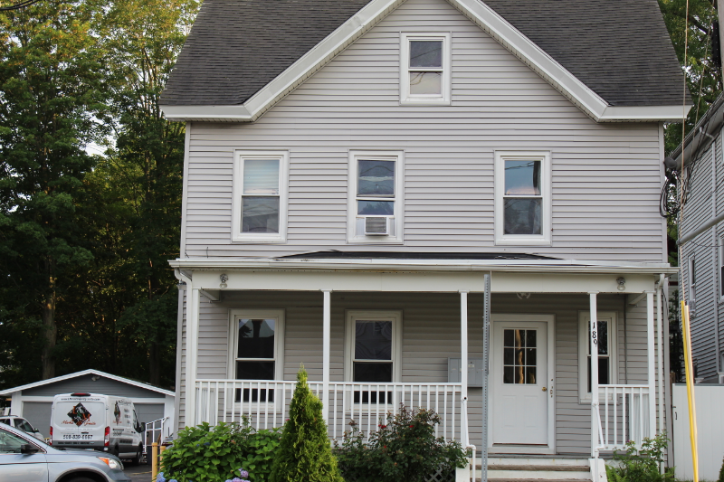 Framingham Apartment: 189 Irving St.