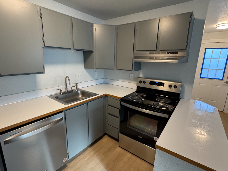 Sultan Apartment: 808 Main Street