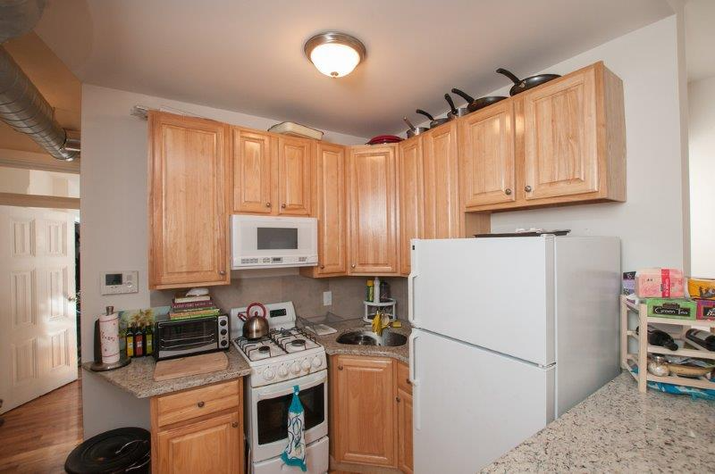 Philadelphia Apartment: 637 N. 32nd St
