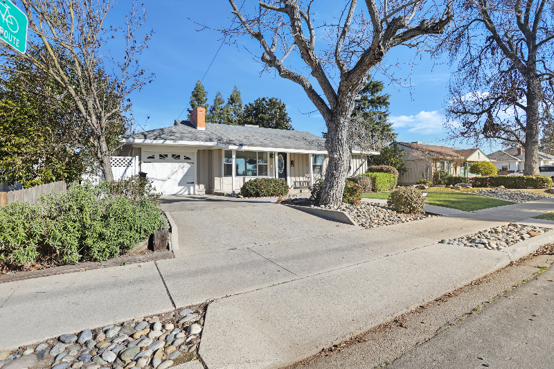 Oakdale House: 730 Walnut