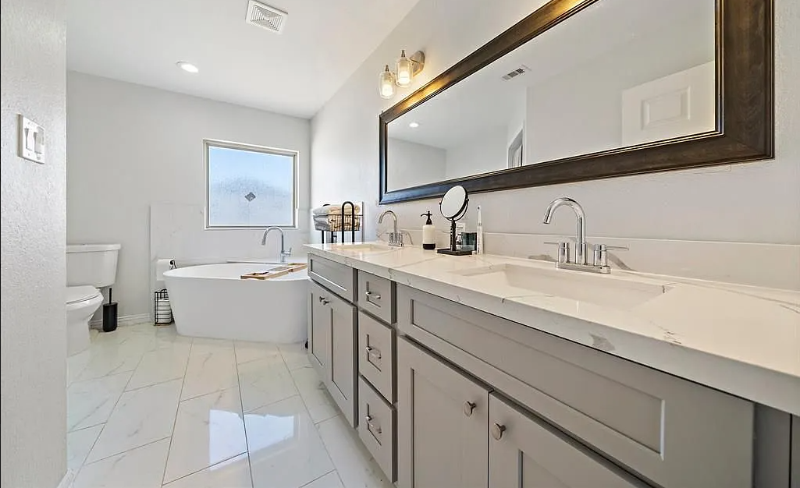 Houston Single Room: 7908 Virgil St