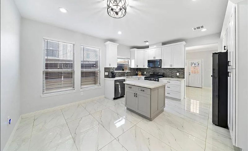 Houston Single Room: 7908 Virgil St