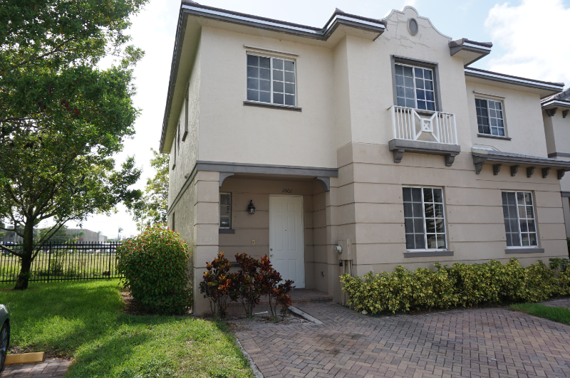 Riviera Beach Townhome: 1964 Flamingo PL