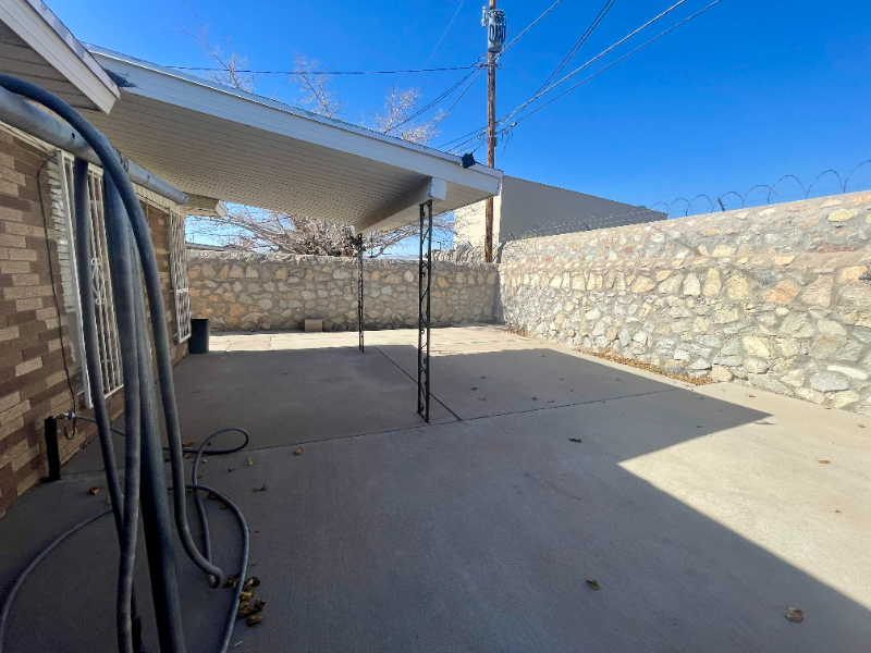 El Paso Other: 8621 Mettler Dr