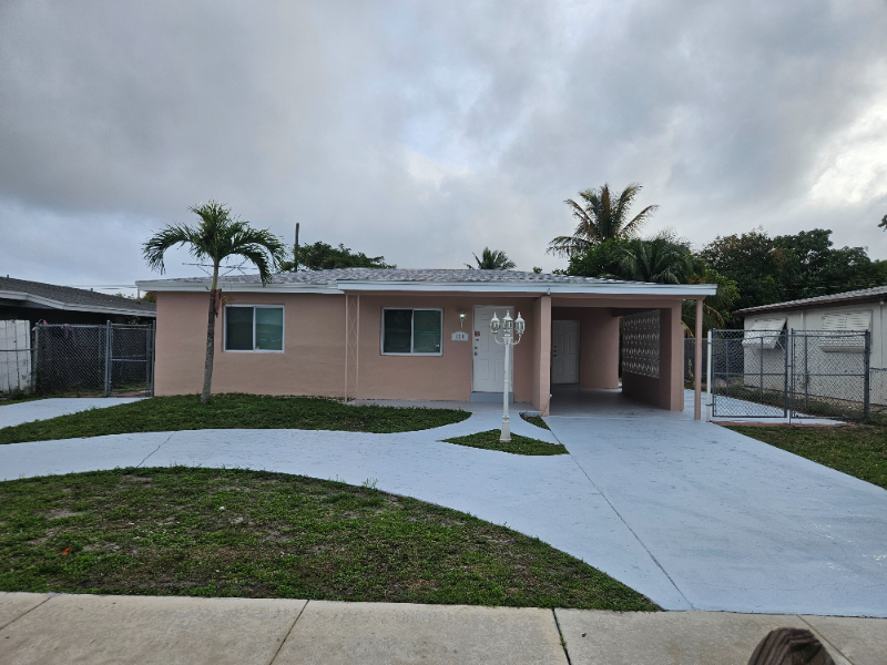 Pompano Beach House: 220 ne 26 street