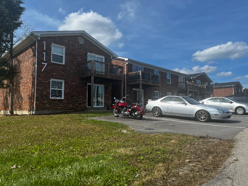 mt washington Apartment: 117 treva drive